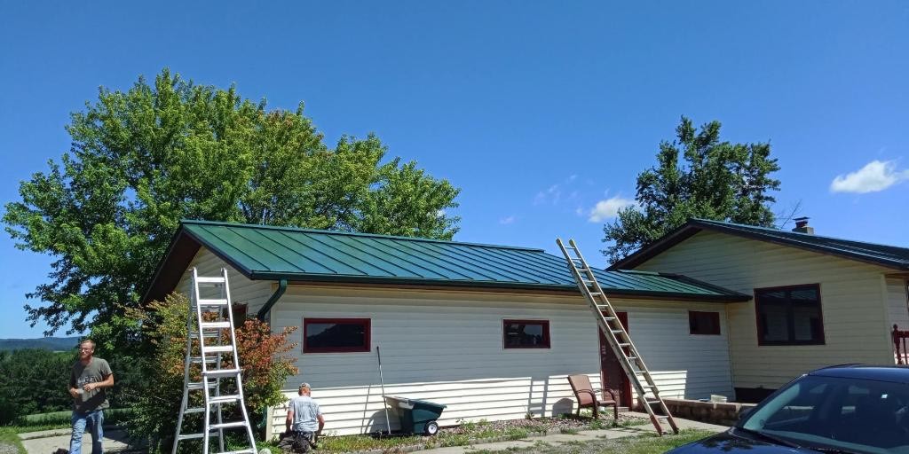 green roof, green metal, double lock standing seam, sheet metal, metal roofing, residential, Culpitt roofing, Wisconsin, Minnesota